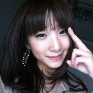 中国一老太婆偷伦
